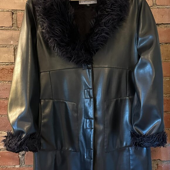 โจ Faux, Fun & Flirty 1920s-Inspired Coat โ Size Small โจ - Picture 2 of 9